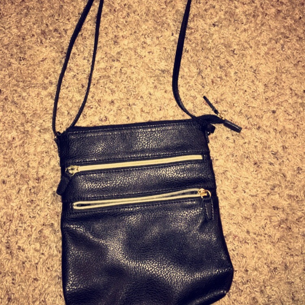 Crossbody purse